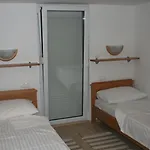 Apartmán By The Sea Vrboska